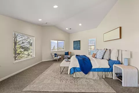 Bedroom - 1553 Panoramic Loop, Grants Pass, OR 97527 photo 1 of 6
