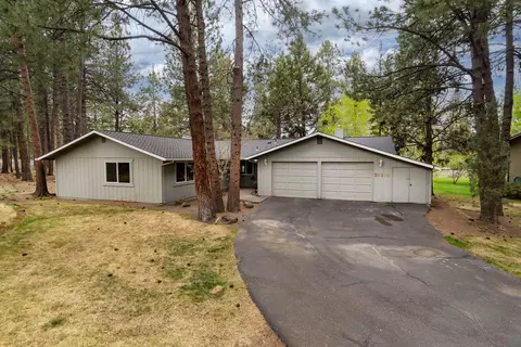 20316 Donkey Sled Rd, Bend, OR 97702