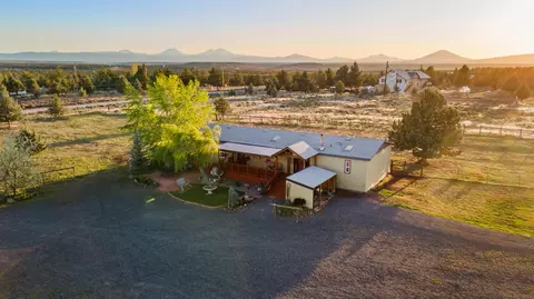 6216 SW Groundhog Rd, Terrebonne, OR 97760