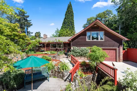 1341 NW Washington Blvd, Grants Pass, OR 97526