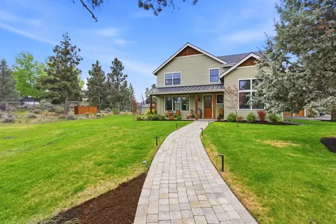 Exterior - 63557 Overtree Rd, Bend, OR 97701 photo 19 of 20