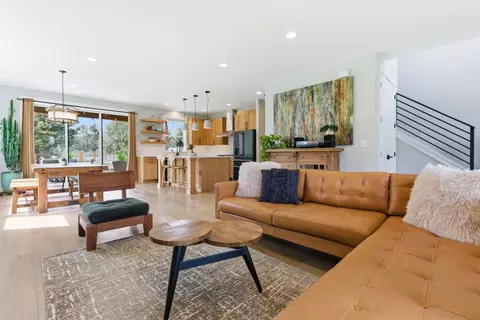 Living - 63557 Overtree Rd, Bend, OR 97701 photo 8 of 8