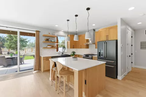 Kitchen - 63557 Overtree Rd, Bend, OR 97701 photo 1 of 10