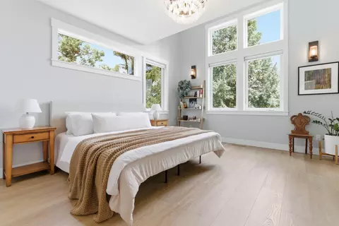 Bedroom - 63557 Overtree Rd, Bend, OR 97701 photo 1 of 10