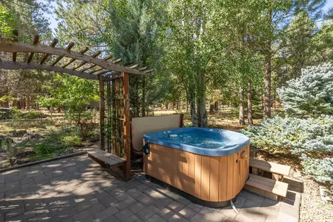 63379 Silverado Dr, Bend, OR 97703 photo 42