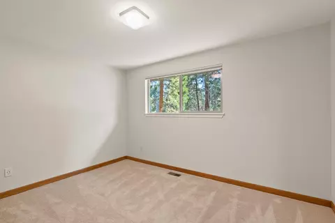 63379 Silverado Dr, Bend, OR 97703 photo 31