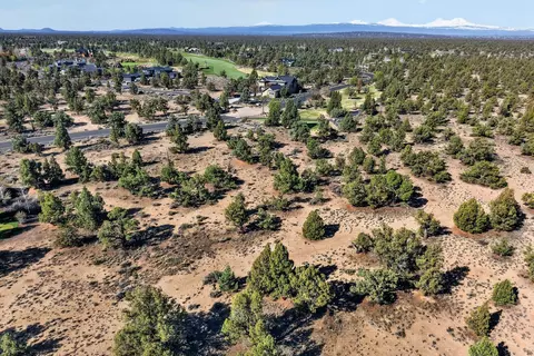 0 Pronghorn Estates Dr #LOT 144, Bend, OR 97701