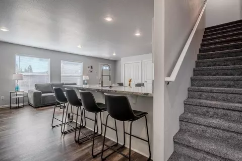 7881 Houston Loop, White City, OR 97503