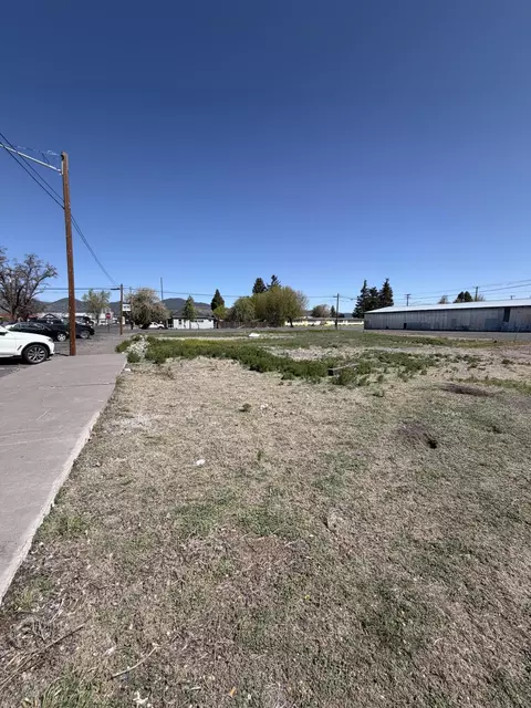 135 N Washington St, Merrill, OR 97633 photo 3