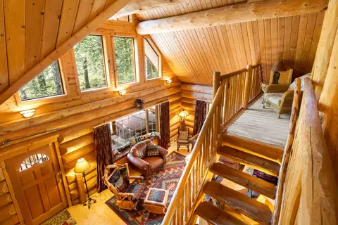 Living - 58200 E Marmot Rd, Sandy, OR 97055 photo 5 of 8