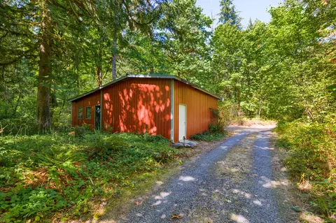 Exterior - 58200 E Marmot Rd, Sandy, OR 97055 photo 8 of 8