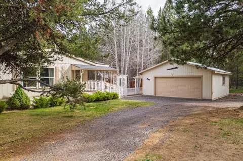 147135 Bills Rd, Gilchrist, OR 97737