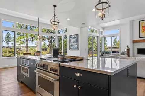 Kitchen - 61422 Meeks Trl, Bend, OR 97702 photo 1 of 4