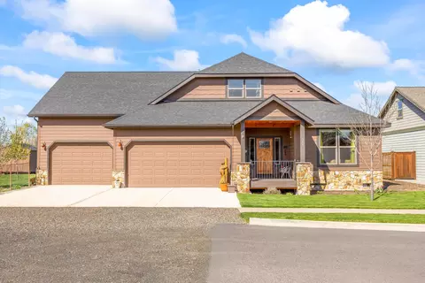 561 SE Stearns Rd, Prineville, OR 97754