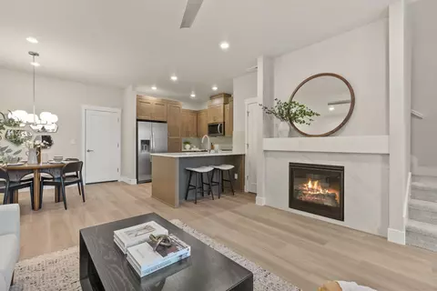 20732 SE Scout Pl, Bend, OR 97702