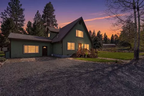 12776 Antler Dr, Klamath Falls, OR 97603