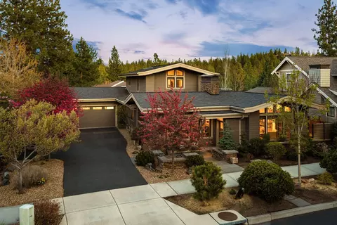 Exterior - 2294 NW High Lakes Loop, Bend, OR 97703 photo 2 of 11