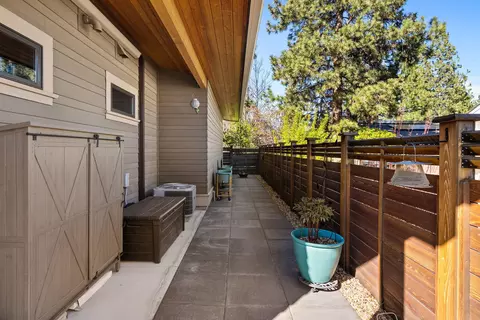 Exterior - 2294 NW High Lakes Loop, Bend, OR 97703 photo 11 of 11