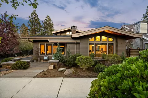 2294 NW High Lakes Loop, Bend, OR 97703