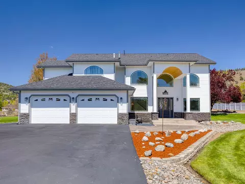 9015 Arant Rd, Klamath Falls, OR 97603