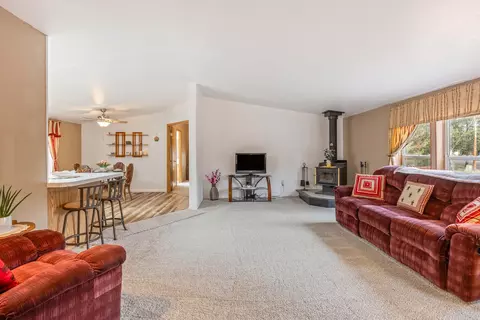 52315 Lechner Ln, La Pine, OR 97739 photo 6