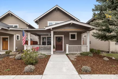 1048 E Black Butte Ave, Sisters, OR 97759