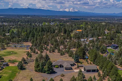 63945 W Quail Haven Dr, Bend, OR 97703