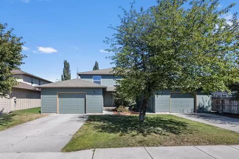 717 NE Larch Ave, Redmond, OR 97756