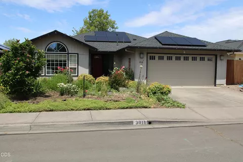 3011 Edgewood Dr, Medford, OR 97504