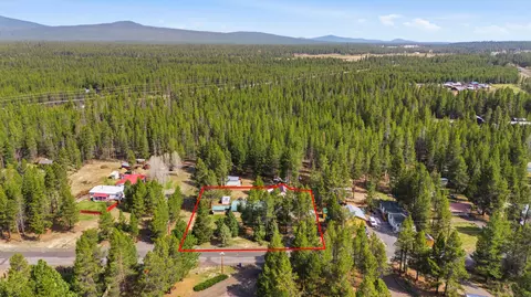 241 Kaehn Rd, Crescent, OR 97733