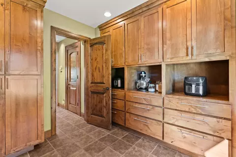 Other - 66488 Sisemore Rd, Bend, OR 97703 photo 6 of 28