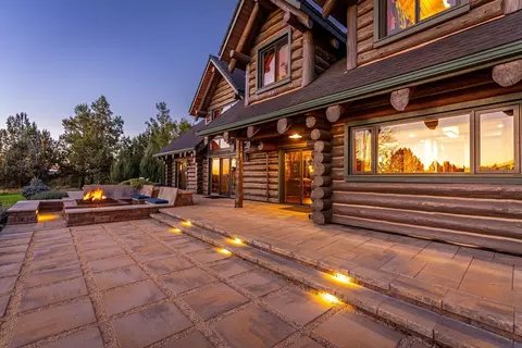 Exterior - 66488 Sisemore Rd, Bend, OR 97703 photo 13 of 19