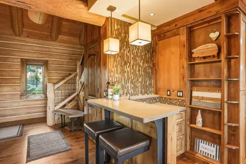 Other - 66488 Sisemore Rd, Bend, OR 97703 photo 4 of 28