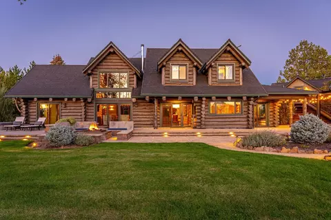 Exterior - 66488 Sisemore Rd, Bend, OR 97703 photo 2 of 19