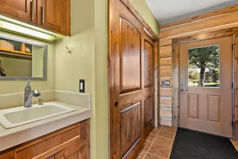 Other - 66488 Sisemore Rd, Bend, OR 97703 photo 11 of 28