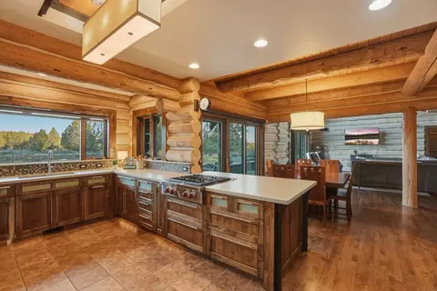Kitchen - 66488 Sisemore Rd, Bend, OR 97703 photo 7 of 8
