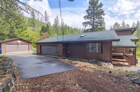 7310 N Applegate Rd, Grants Pass, OR 97527