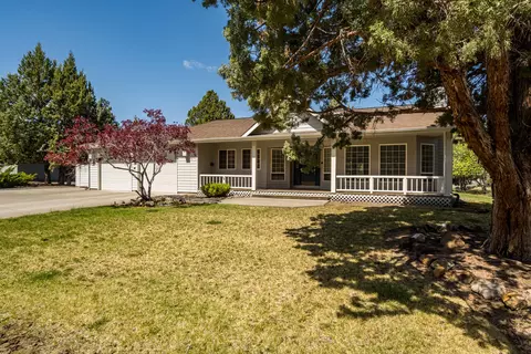892 NW Chelsea Loop, Bend, OR 97703 photo 4