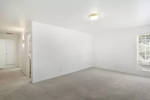 892 NW Chelsea Loop, Bend, OR 97703 photo 19