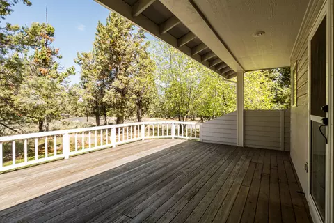 892 NW Chelsea Loop, Bend, OR 97703 photo 35