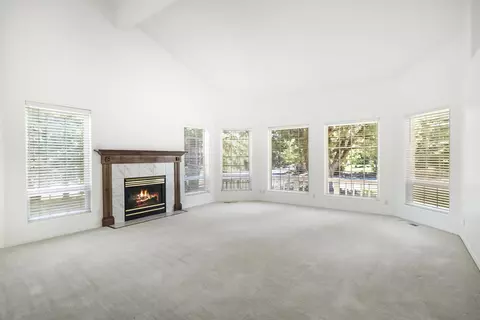 892 NW Chelsea Loop, Bend, OR 97703 photo 7