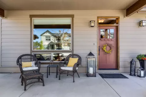 Exterior - 20177 NW Roper Ln, Bend, OR 97703 photo 9 of 17