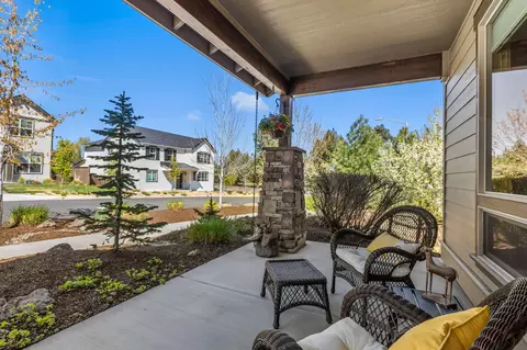 Exterior - 20177 NW Roper Ln, Bend, OR 97703 photo 8 of 17