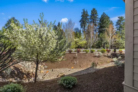 Exterior - 20177 NW Roper Ln, Bend, OR 97703 photo 6 of 17
