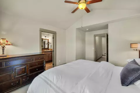 Bedroom - 20177 NW Roper Ln, Bend, OR 97703 photo 8 of 8