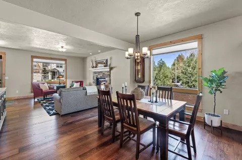 Dining - 20177 NW Roper Ln, Bend, OR 97703 photo 3 of 4