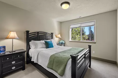 Bedroom - 20177 NW Roper Ln, Bend, OR 97703 photo 1 of 8