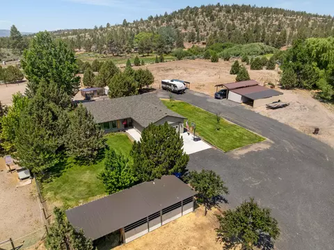 12777 SE Cowboy Ct, Prineville, OR 97754