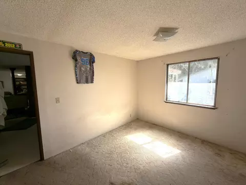 Bedroom - 62928 Florence Dr, Bend, OR 97701 photo 7 of 7