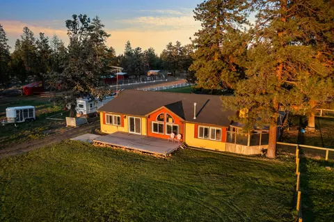 67500 Harrington Loop, Bend, OR 97703 photo 61
